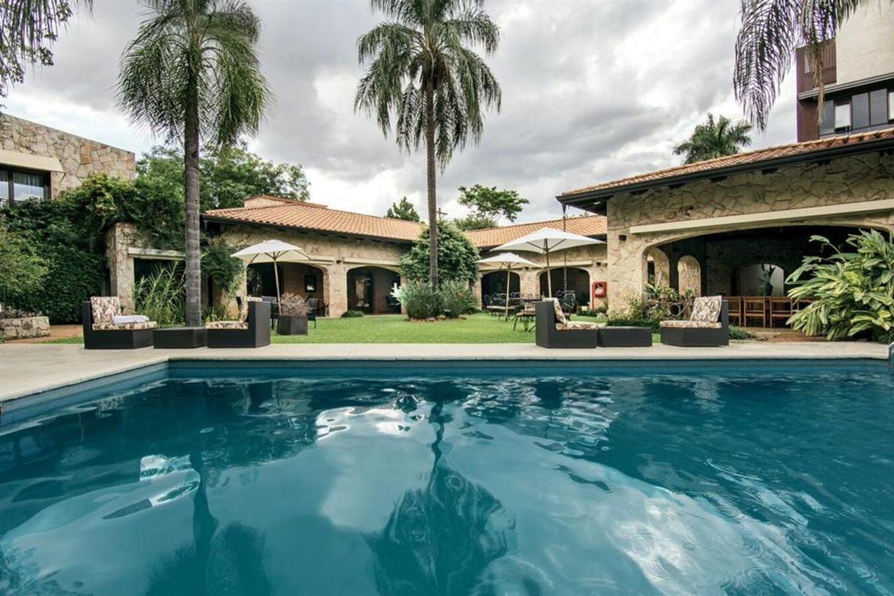 אסונסיון Las Lomas Casa Hotel מראה חיצוני תמונה