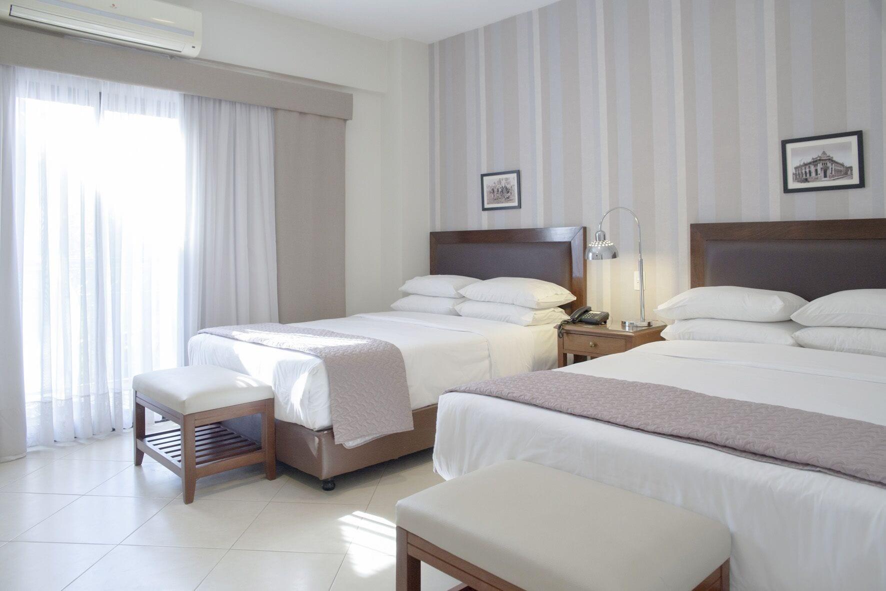 אסונסיון Las Lomas Casa Hotel מראה חיצוני תמונה