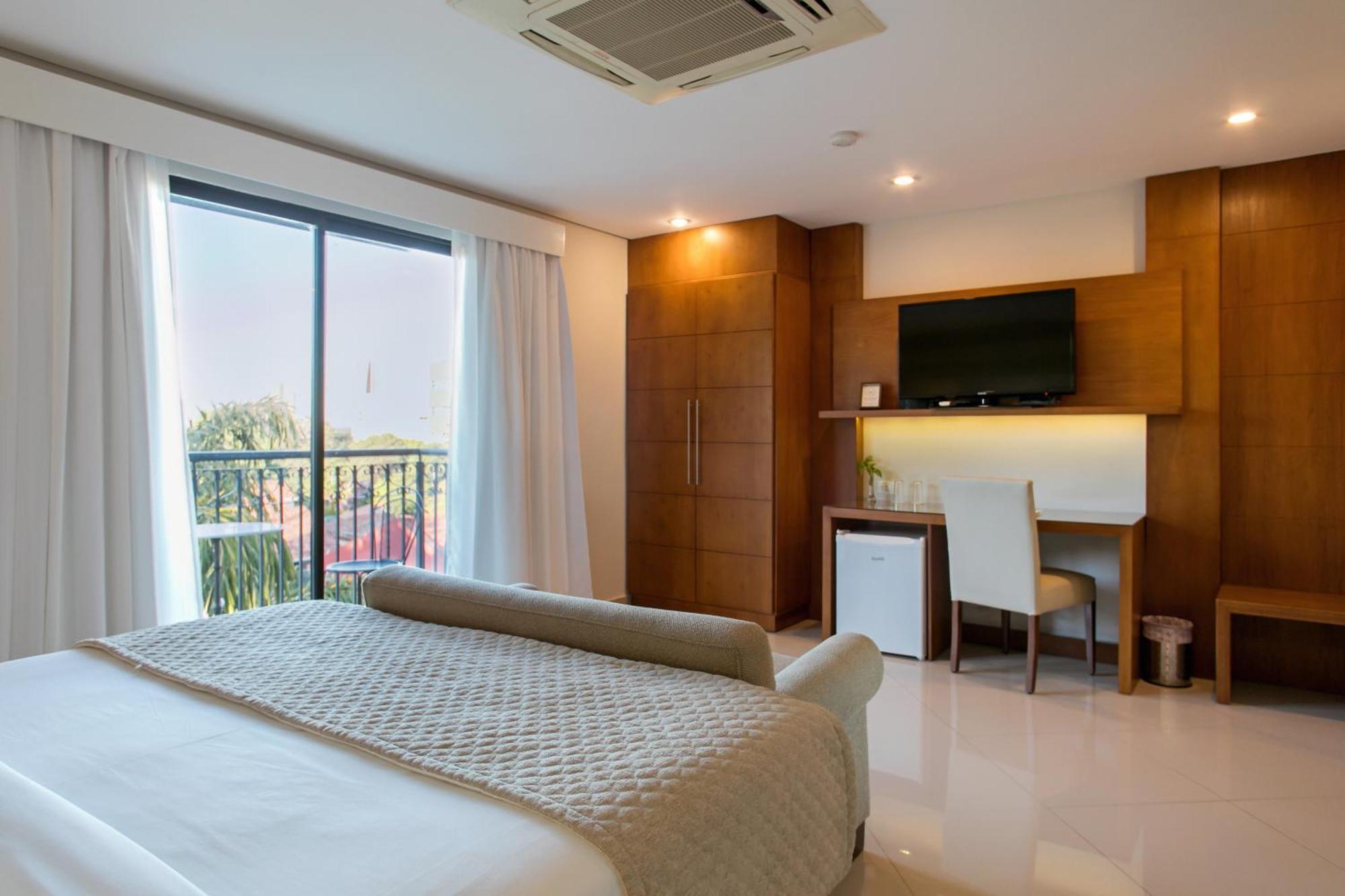 אסונסיון Las Lomas Casa Hotel מראה חיצוני תמונה
