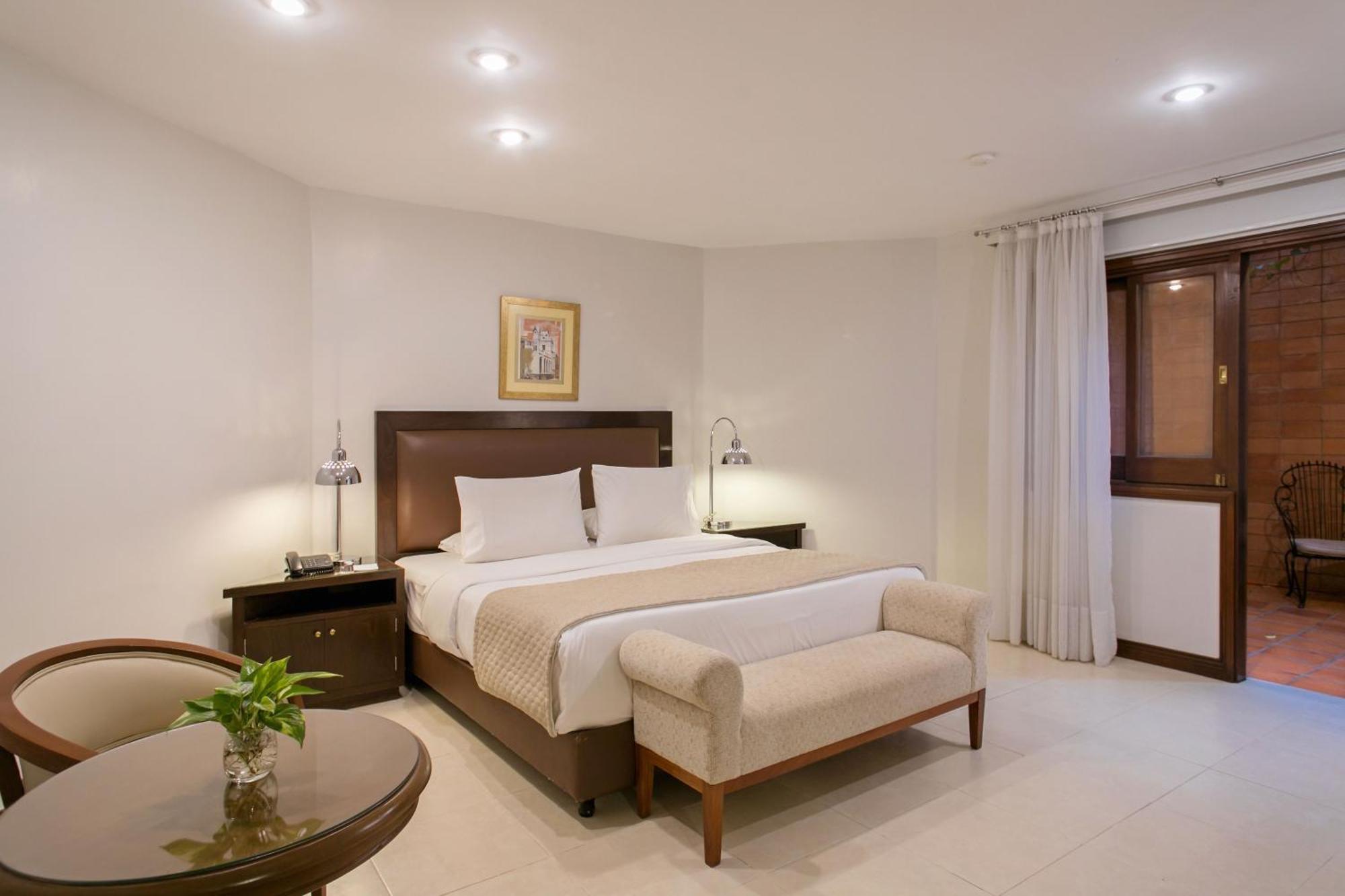 אסונסיון Las Lomas Casa Hotel מראה חיצוני תמונה