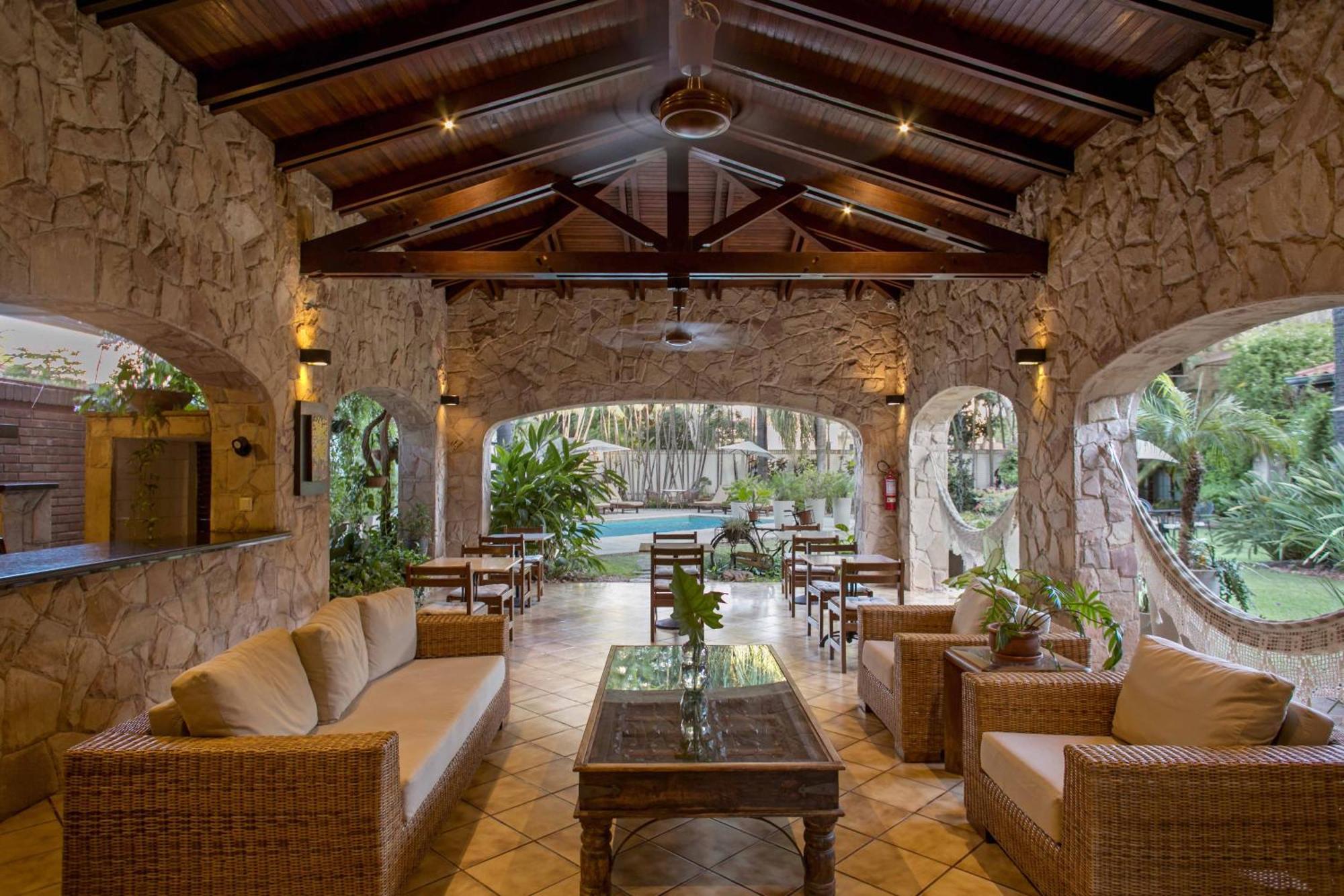 אסונסיון Las Lomas Casa Hotel מראה חיצוני תמונה